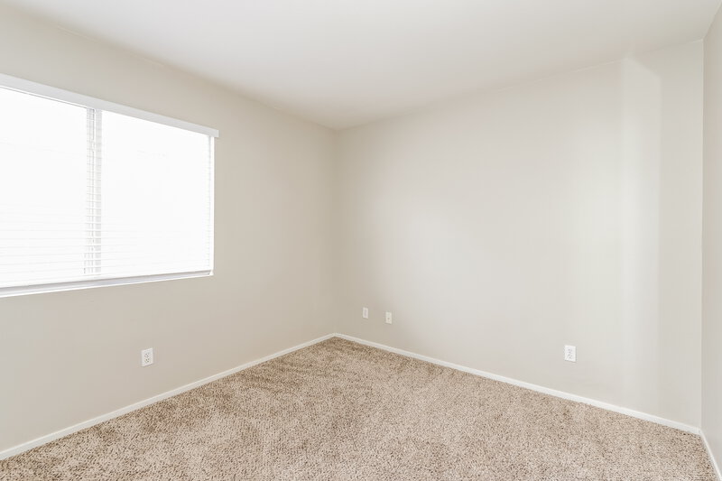 2,055/Mo, 1831 Featherbrook Ave North Las Vegas, NV 89031 Bedroom View