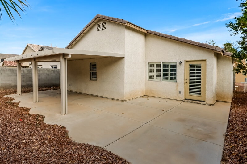 2,055/Mo, 1831 Featherbrook Ave North Las Vegas, NV 89031 Rear View