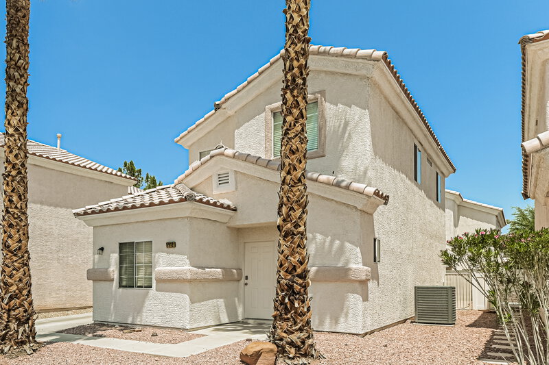 2,140/Mo, 5912 Crumbling Ridge Street Henderson, NV 89011 Front View
