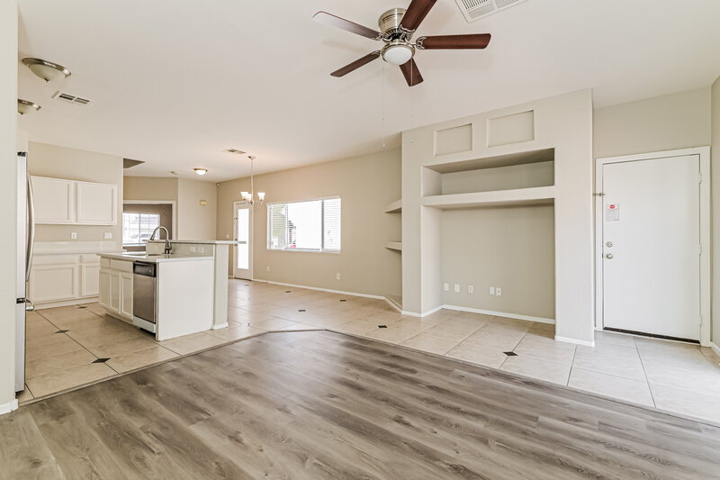 2,140/Mo, 5912 Crumbling Ridge Street Henderson, NV 89011 Living Room View