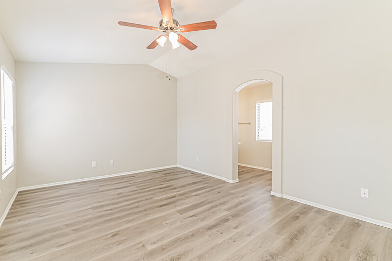 2,140/Mo, 5912 Crumbling Ridge Street Henderson, NV 89011 Main Bedroom View