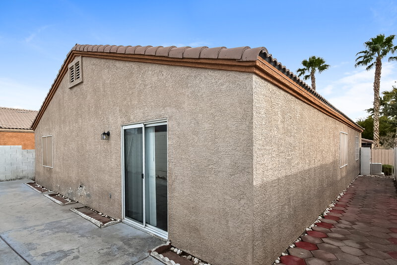 1,880/Mo, 5084 Jewel Canyon Drive Las Vegas, NV 89122 Rear View