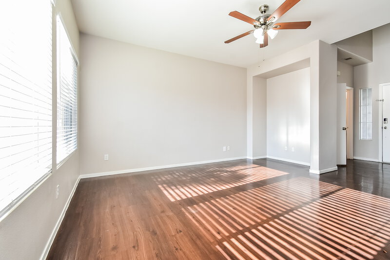 2,015/Mo, 6226 Standing Elm St North Las Vegas, NV 89081 Living Room View