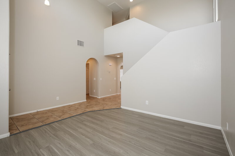 2,350/Mo, 5340 Chino Heights St North Las Vegas, NV 89081 Living Room View