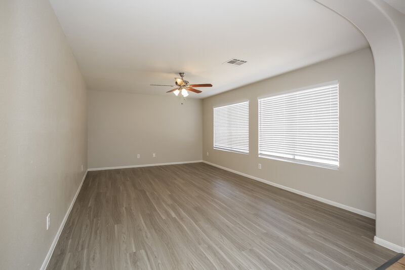 2,350/Mo, 5340 Chino Heights St North Las Vegas, NV 89081 Dining Room View