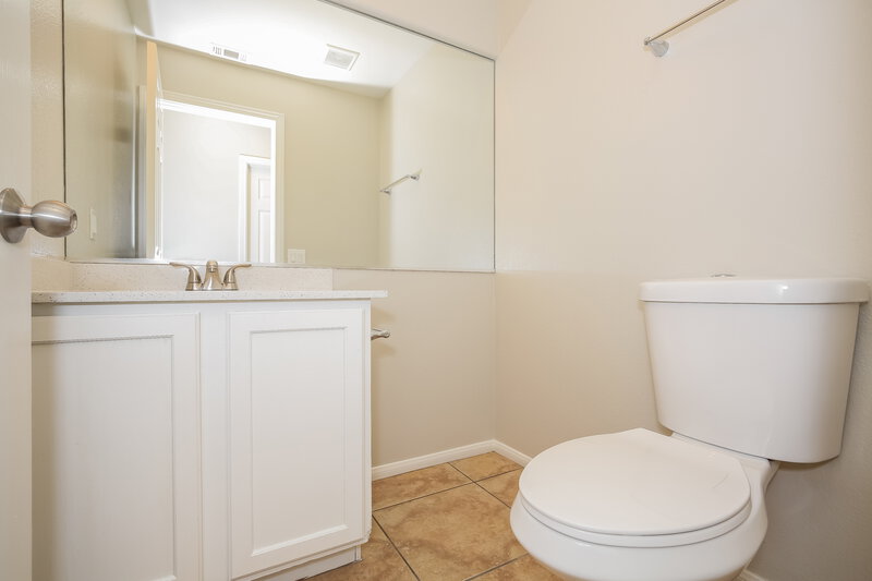 2,350/Mo, 5340 Chino Heights St North Las Vegas, NV 89081 Powder Room View