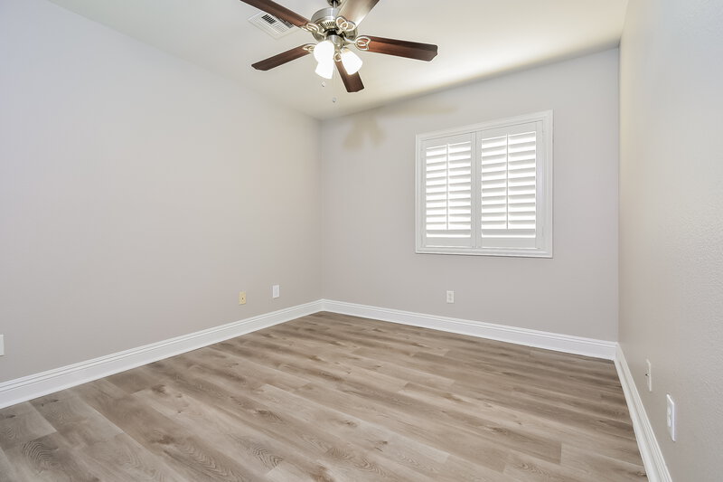 1,860/Mo, 4842 Drifting Pebble St North Las Vegas, NV 89081 Bedroom View 2