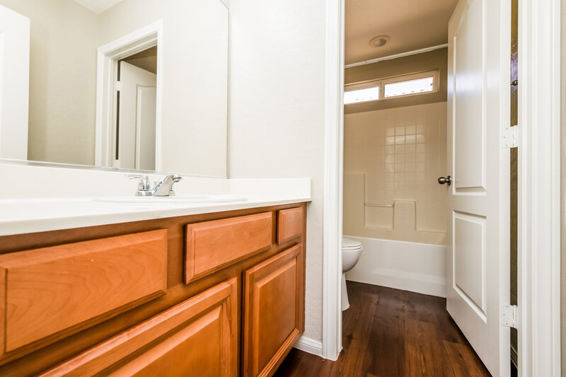 2,095/Mo, 4505 Harbison Canyon Court Las Vegas, NV 89130 Bathroom View