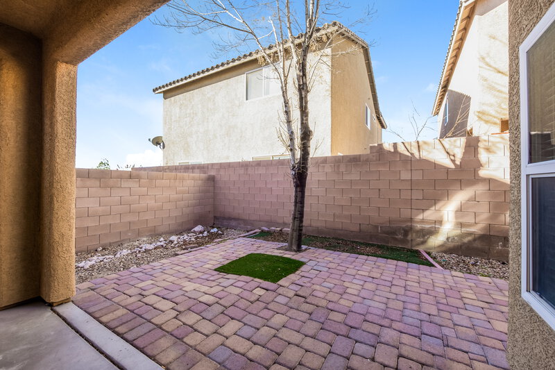 2,095/Mo, 4505 Harbison Canyon Court Las Vegas, NV 89130 Backyard View