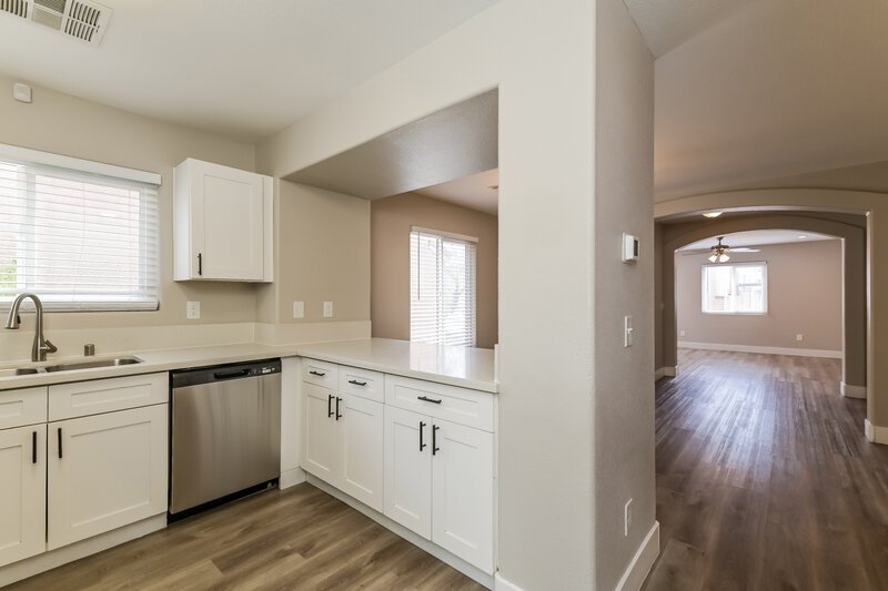 1,925/Mo, 6002 Aripeka Street Henderson, NV 89011 Kitchen View 2