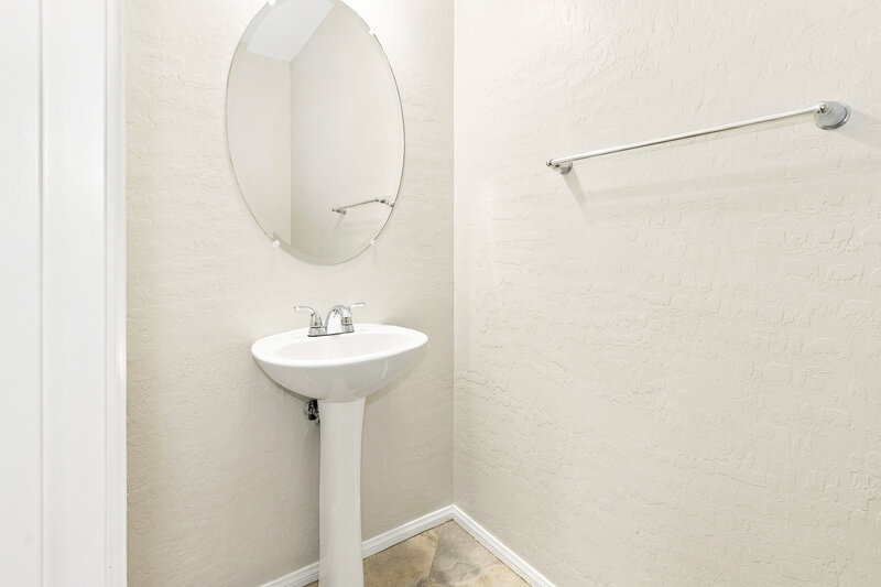 2,320/Mo, 9333 Flowering Tulip Ave Las Vegas, NV 89166 Bathroom View