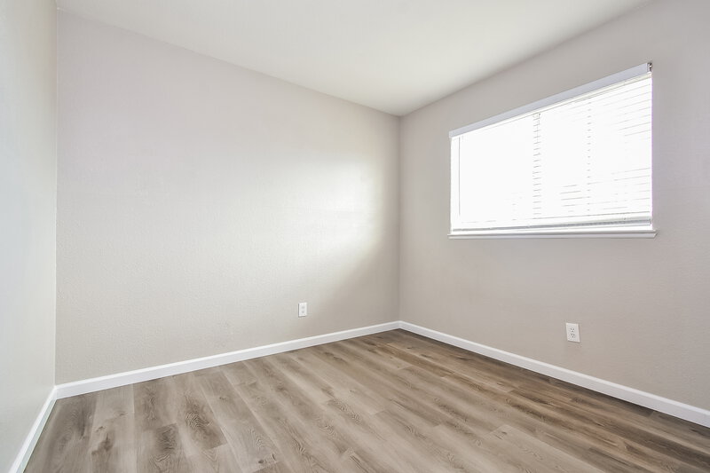 2,160/Mo, 6017 Pebble Grey Lane Las Vegas, NV 89130 Bedroom View 2