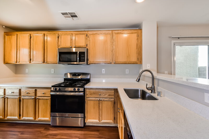 1,865/Mo, 4136 Buckland Ct Las Vegas, NV 89129 Kitchen View