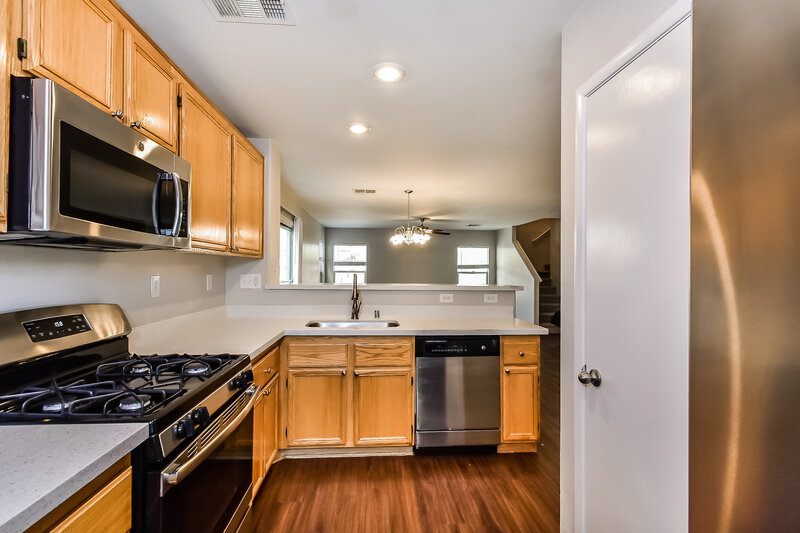 1,865/Mo, 4136 Buckland Ct Las Vegas, NV 89129 Kitchen View 2