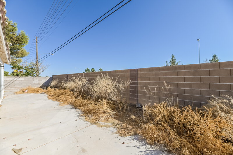 1,665/Mo, 3227 Lost Mesa Ct North Las Vegas, NV 89031 Rear View
