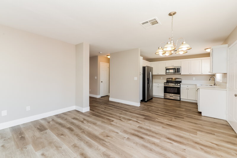 3,360/Mo, 9127 Jewel Crystal Ct Las Vegas, NV 89129 Dining Room View 2