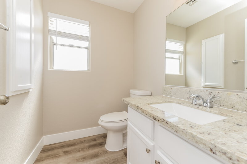 3,360/Mo, 9127 Jewel Crystal Ct Las Vegas, NV 89129 Bathroom View