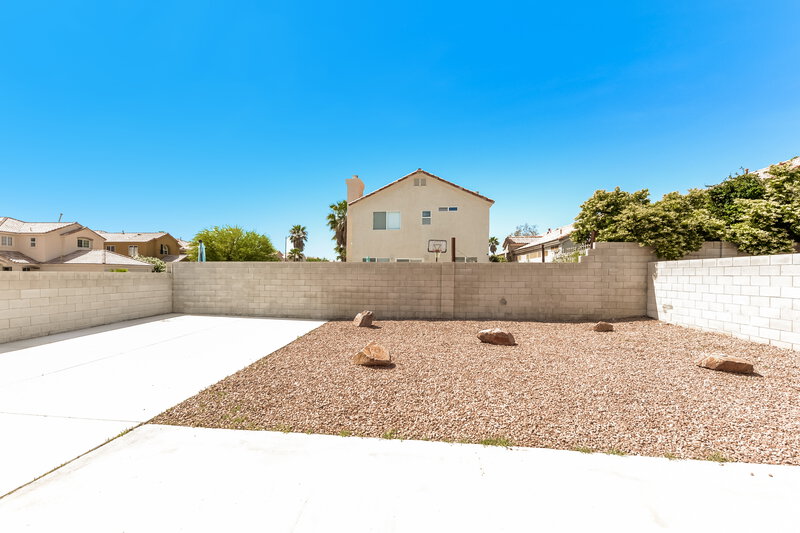 3,360/Mo, 9127 Jewel Crystal Ct Las Vegas, NV 89129 Backyard View