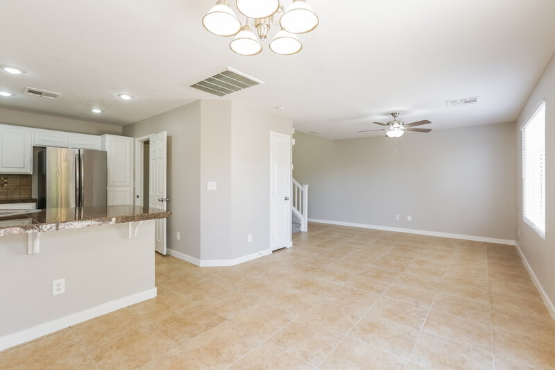 1,955/Mo, 5162 Dillingham Drive Las Vegas, NV 89122 Dining Room View