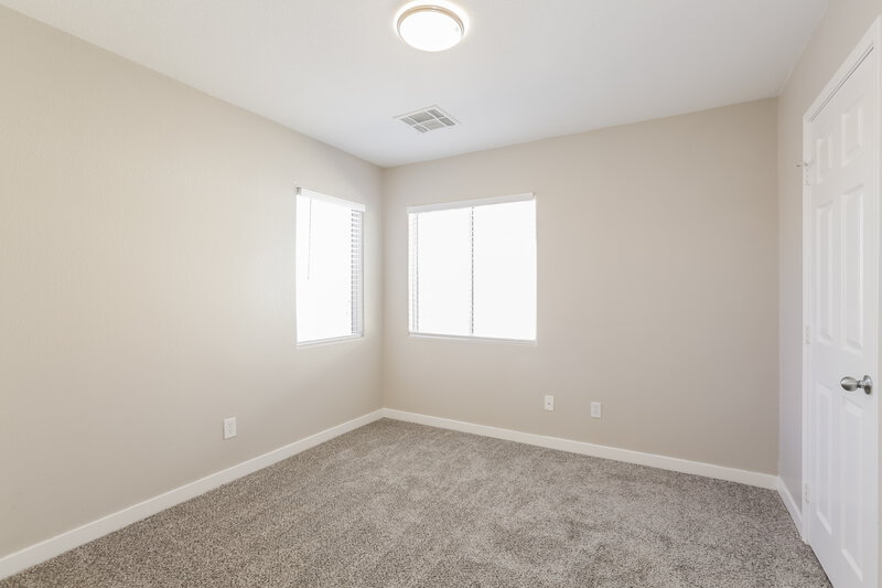 1,955/Mo, 5162 Dillingham Drive Las Vegas, NV 89122 Bedroom View 3