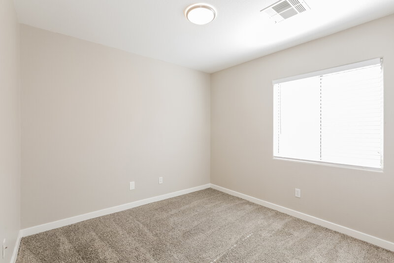 1,955/Mo, 5162 Dillingham Drive Las Vegas, NV 89122 Bedroom View 4