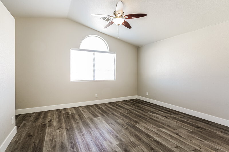 1,850/Mo, 2110 Big Boulder Drive North Las Vegas, NV 89031 Main Bedroom View
