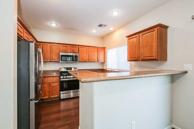 1,970/Mo, 1238 Appaloosa Hills Avenue North Las Vegas, NV 89081 Kitchen View