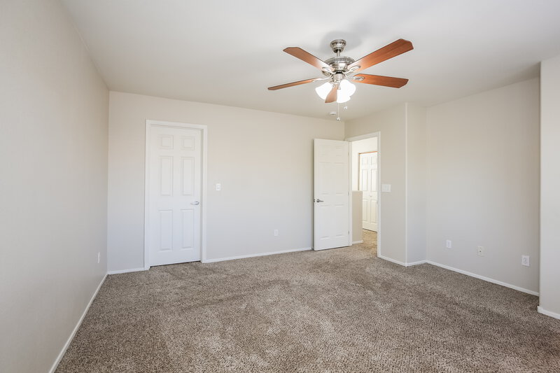 1,970/Mo, 1238 Appaloosa Hills Avenue North Las Vegas, NV 89081 Main Bedroom View 2