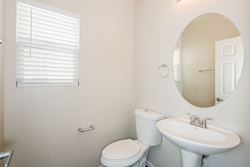 1,970/Mo, 1238 Appaloosa Hills Avenue North Las Vegas, NV 89081 Bathroom View