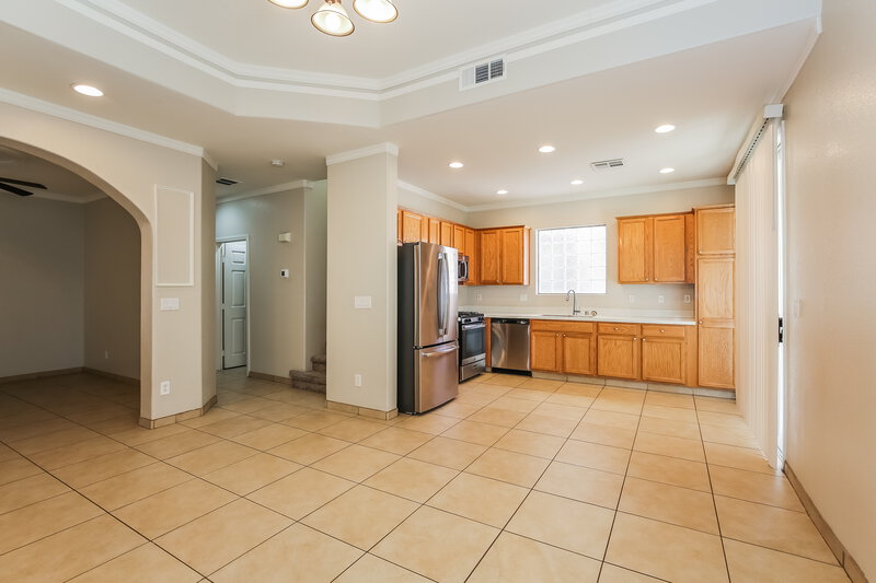 2,020/Mo, 6436 Butterfly Sky Street North Las Vegas, NV 89084 Dining Room View 2