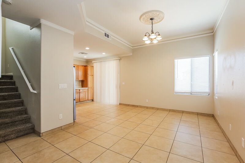 2,020/Mo, 6436 Butterfly Sky Street North Las Vegas, NV 89084 Dining Room View 3