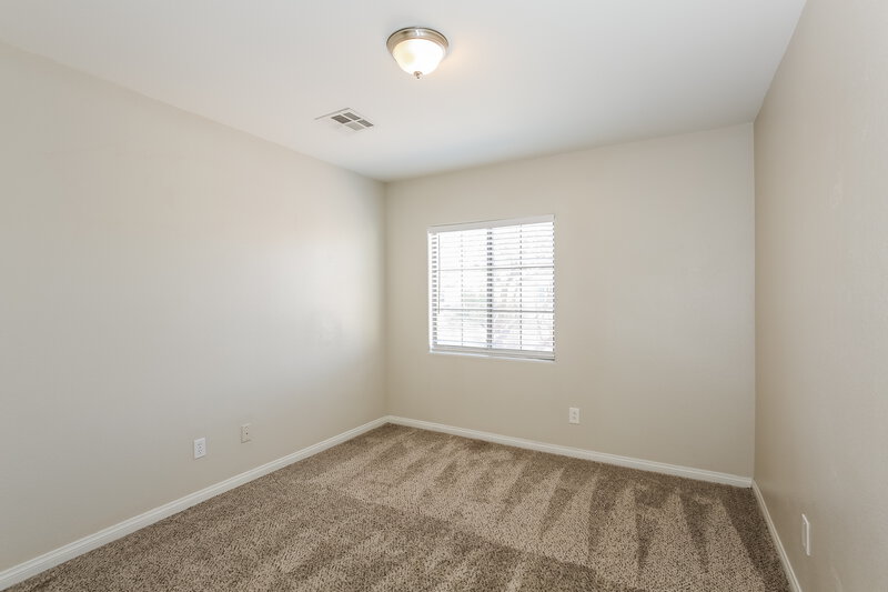 2,020/Mo, 6436 Butterfly Sky Street North Las Vegas, NV 89084 Bedroom View 2
