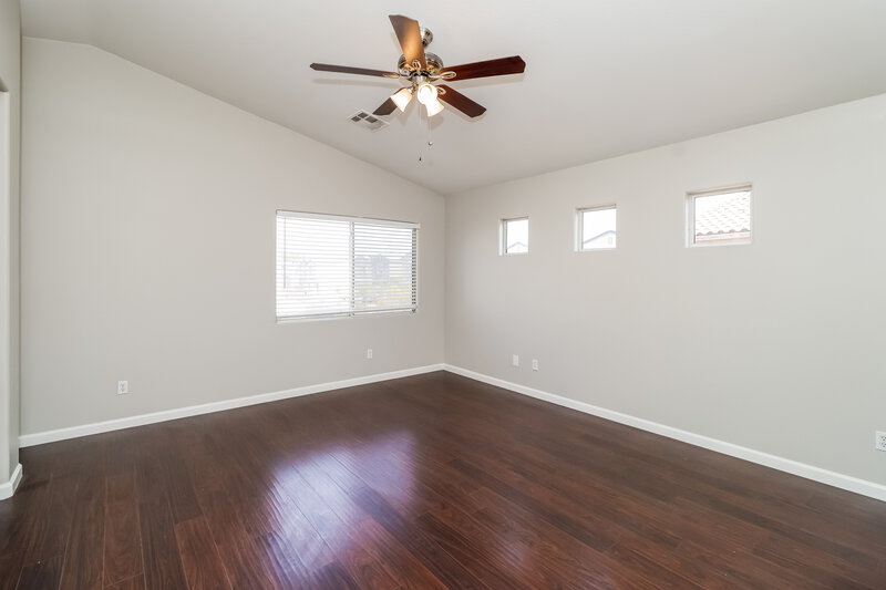 1,895/Mo, 5023 Sagelyn Street Las Vegas, NV 89122 Main Bedroom View