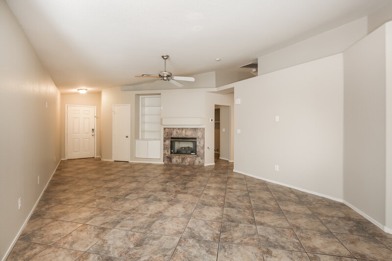 2,240/Mo, 2118 Marathon Keys Avenue North Las Vegas, NV 89031 Living Room View