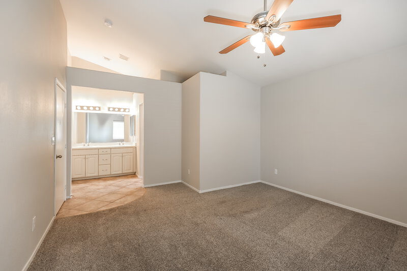 2,240/Mo, 2118 Marathon Keys Avenue North Las Vegas, NV 89031 Main Bedroom View 2