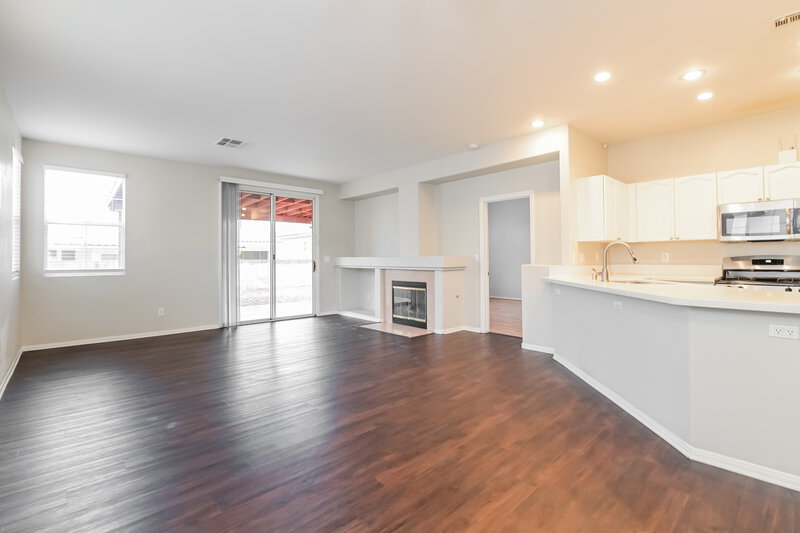 2,200/Mo, 1158 Stormy Valley Rd Las Vegas, NV 89123 Dining Room View