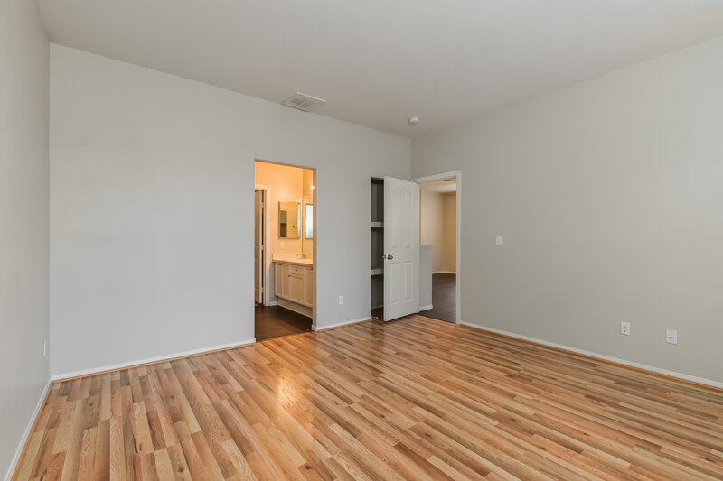 2,200/Mo, 1158 Stormy Valley Rd Las Vegas, NV 89123 Main Bedroom View 2