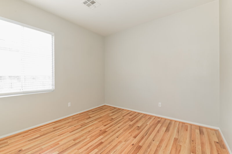 2,200/Mo, 1158 Stormy Valley Rd Las Vegas, NV 89123 Bedroom View 2