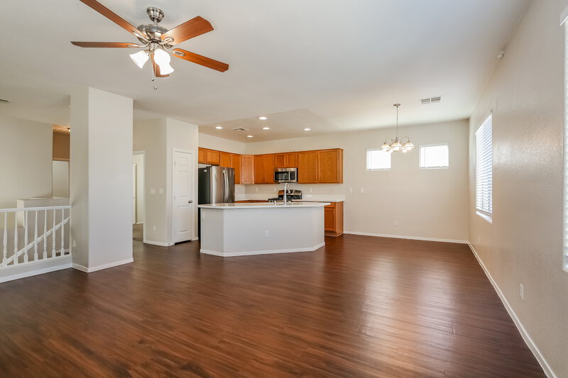 1,775/Mo, 6460 Hamilton Grove Ave Las Vegas, NV 89122 Living Room View 2