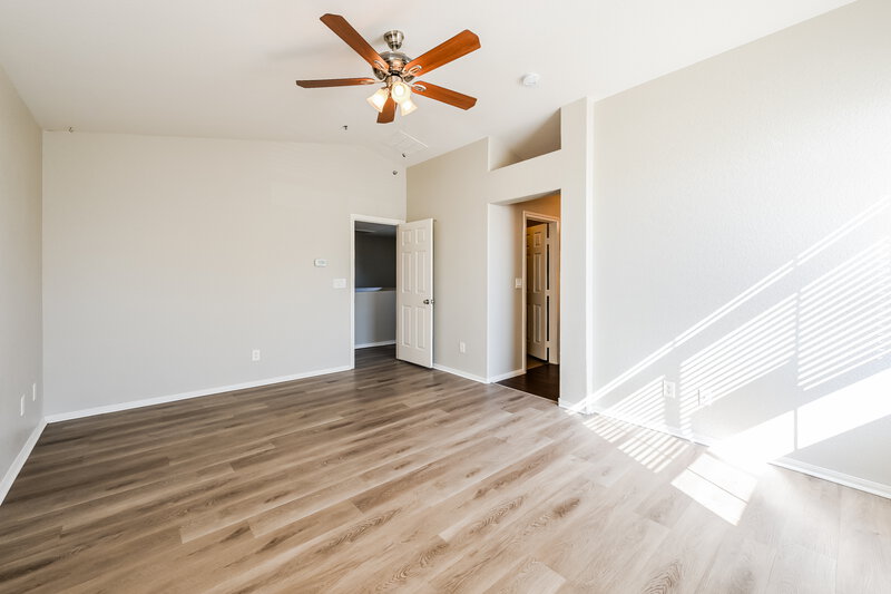 1,870/Mo, 6417 Pine Willows Court North Las Vegas, NV 89084 Main Bedroom View 2