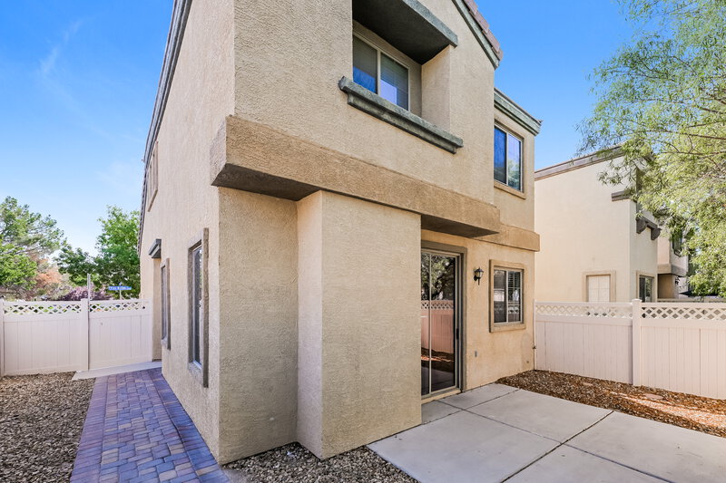 1,870/Mo, 6417 Pine Willows Court North Las Vegas, NV 89084 Rear View