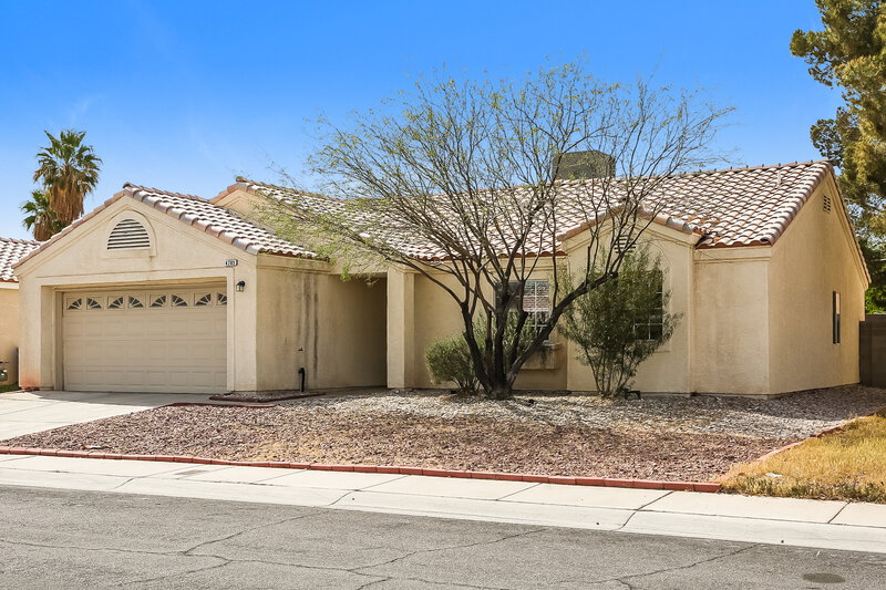 1,990/Mo, 4705 Wild Oak Way North Las Vegas, NV 89031 Front View