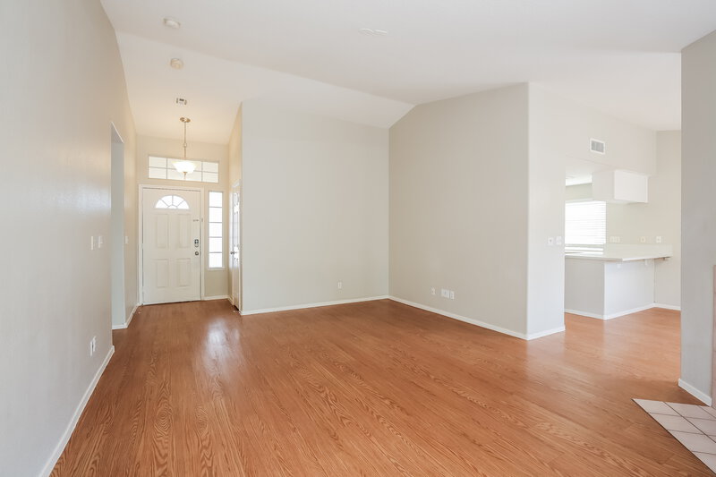 1,990/Mo, 4705 Wild Oak Way North Las Vegas, NV 89031 Living Room View 2