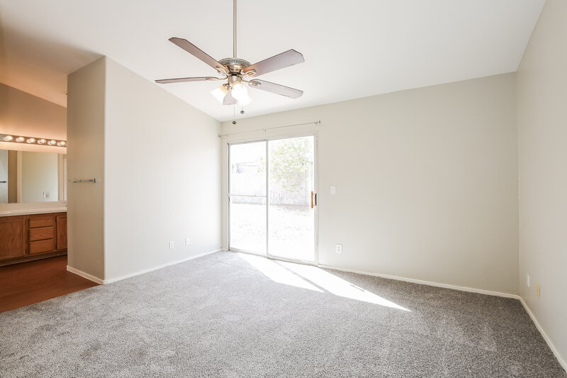 1,990/Mo, 4705 Wild Oak Way North Las Vegas, NV 89031 Main Bedroom View