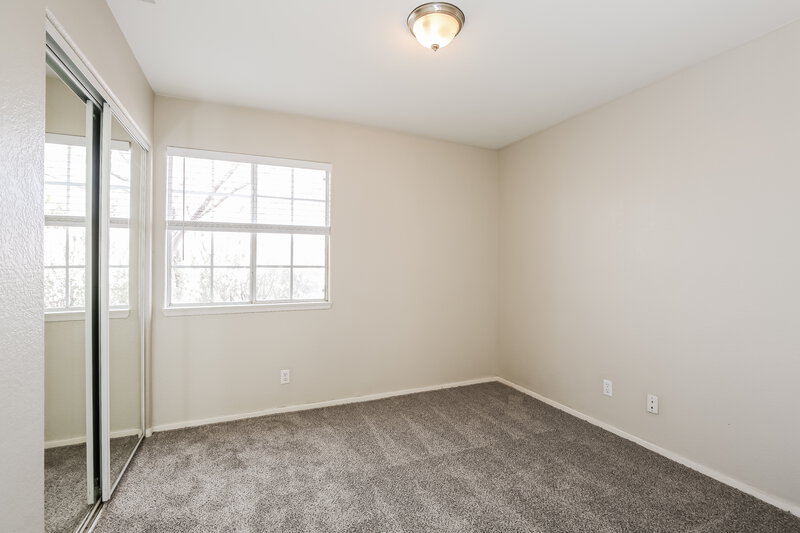 1,990/Mo, 4705 Wild Oak Way North Las Vegas, NV 89031 Bedroom View