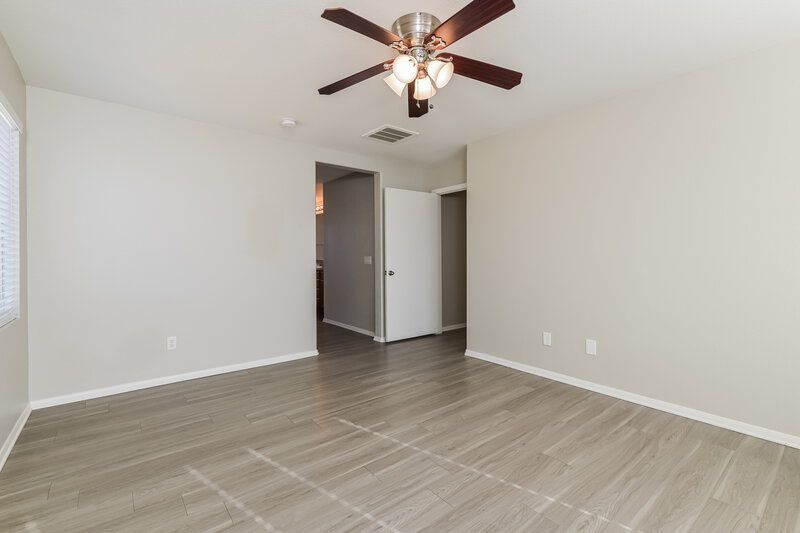 2,085/Mo, 1945 Barrel Oak Avenue North Las Vegas, NV 89031 Main Bedroom View 2