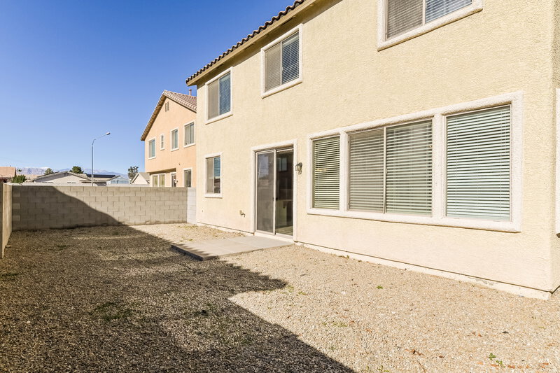 2,085/Mo, 1945 Barrel Oak Avenue North Las Vegas, NV 89031 Rear View 2