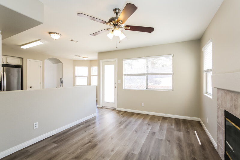 2,090/Mo, 9009 Ballad Avenue Las Vegas, NV 89129 Dining Room View