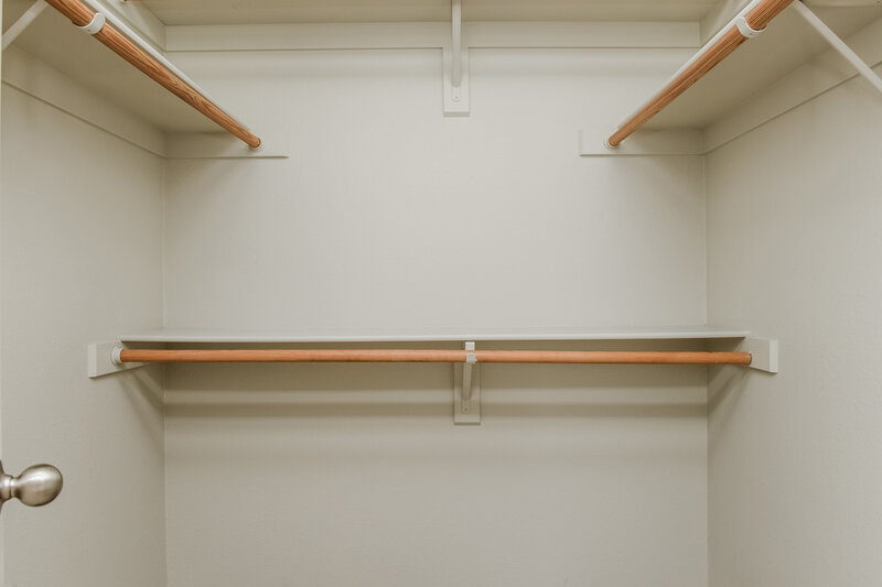 2,120/Mo, 9009 Ballad Avenue Las Vegas, NV 89129 Walk In Closet View