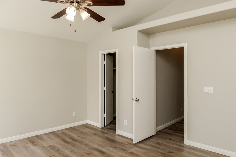 2,120/Mo, 9009 Ballad Avenue Las Vegas, NV 89129 Bedroom View